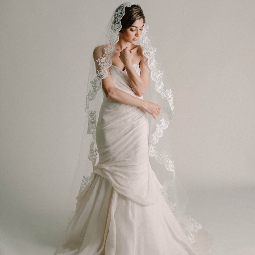 Mantilla Lace Wedding Veil